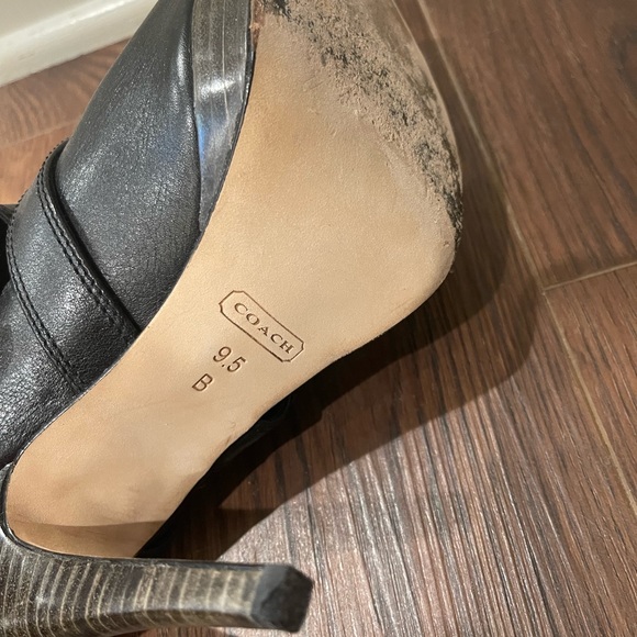 Coach Pumps SZ 9.5 - Picture 4 of 5